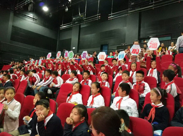 我集团袁浩翔同学参加市“红色小讲解员”大赛获佳绩