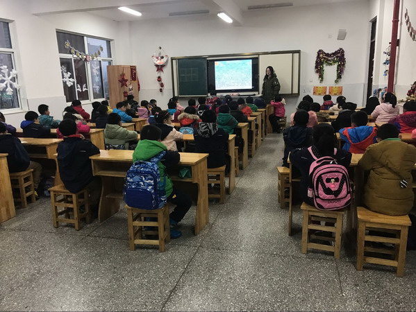 播种友善 你我同行（一年级部中队会剪影）