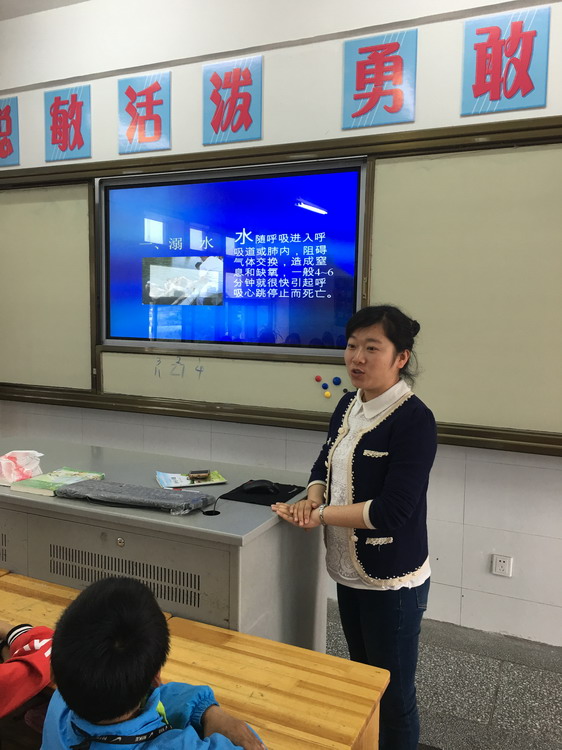 我教育集团家校社会三位一体开展“防溺水”教育活动