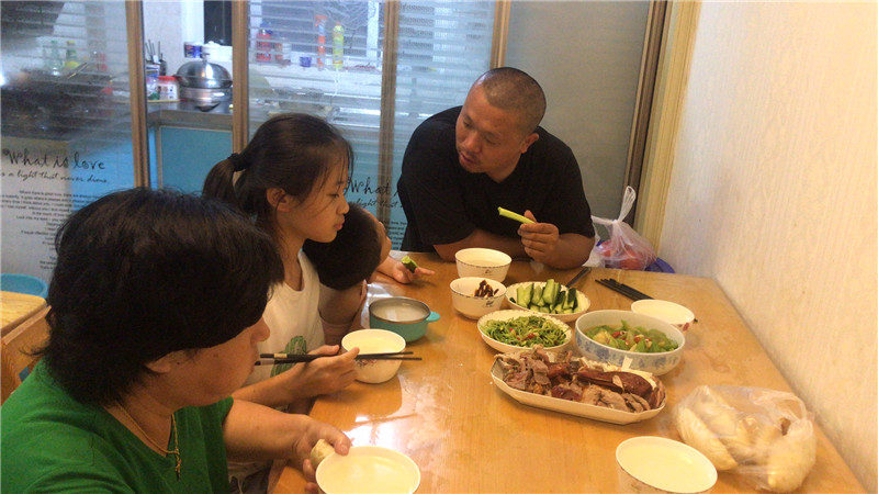 减餐不简餐，用餐新风尚