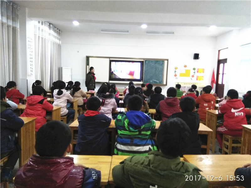 学宪法 讲宪法 做守法好少年