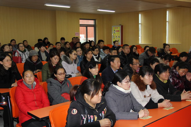 “呵护童心  科学家教  ”――我与孩子同成长