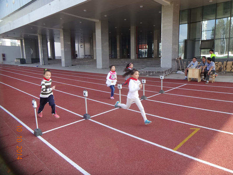 我校进行江苏省学生体质健康监测体能测试