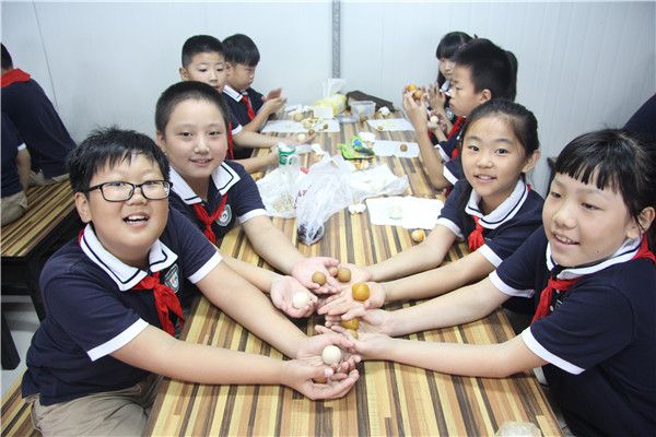 我校开展“我和中秋有个约会”主题实践活动