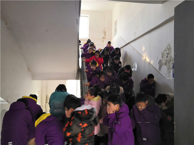 心系安全  警钟长鸣